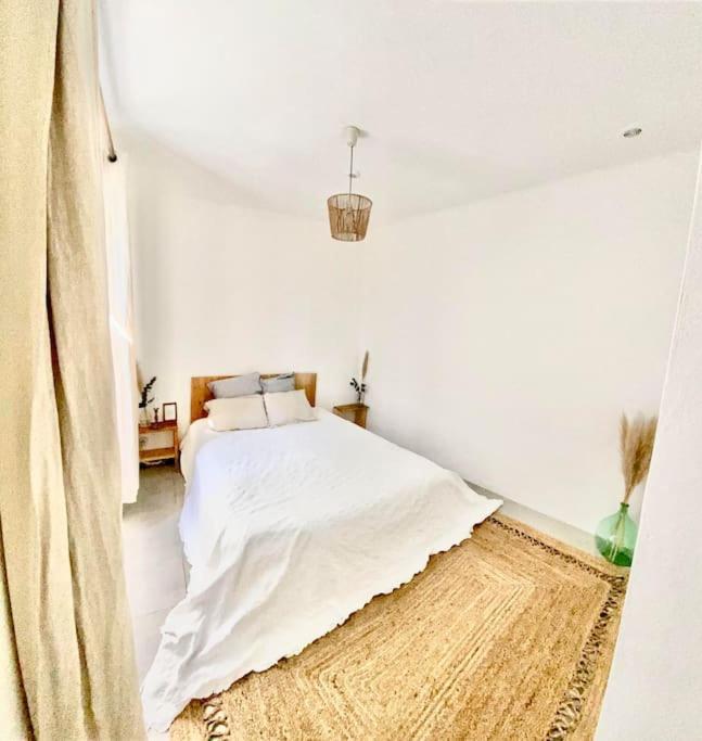 Maison Avec Jardin Et 3 Petits Chats , Proche Du Chateau Lacoste Le Puy-Sainte-Reparade Ngoại thất bức ảnh