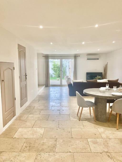 Maison Avec Jardin Et 3 Petits Chats , Proche Du Chateau Lacoste Le Puy-Sainte-Reparade Ngoại thất bức ảnh